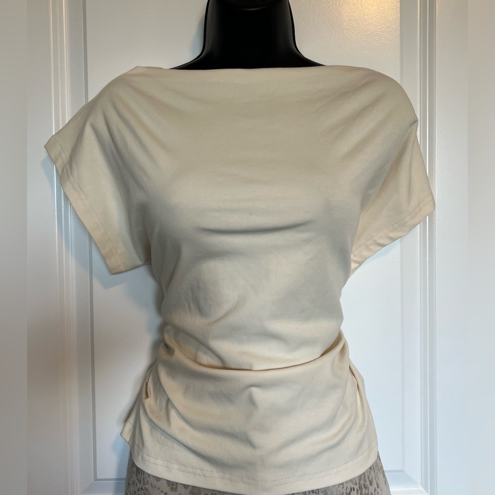Halara, cream top with rouged sides